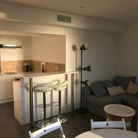 Magnifique 2 Pieces Vue Apartment *